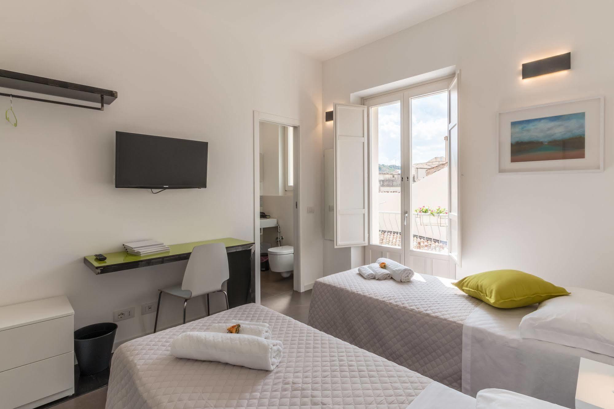 Terrazza Dei Sogni Bed & Breakfast Ragusa Exterior photo